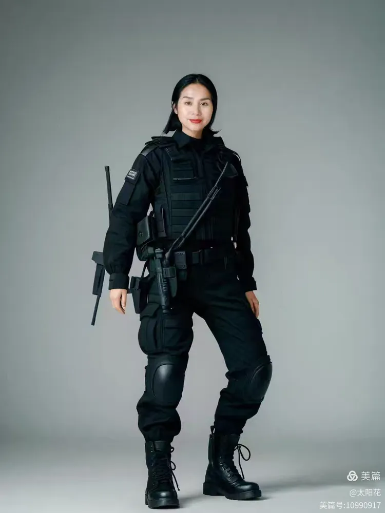 英姿飒爽的女兵